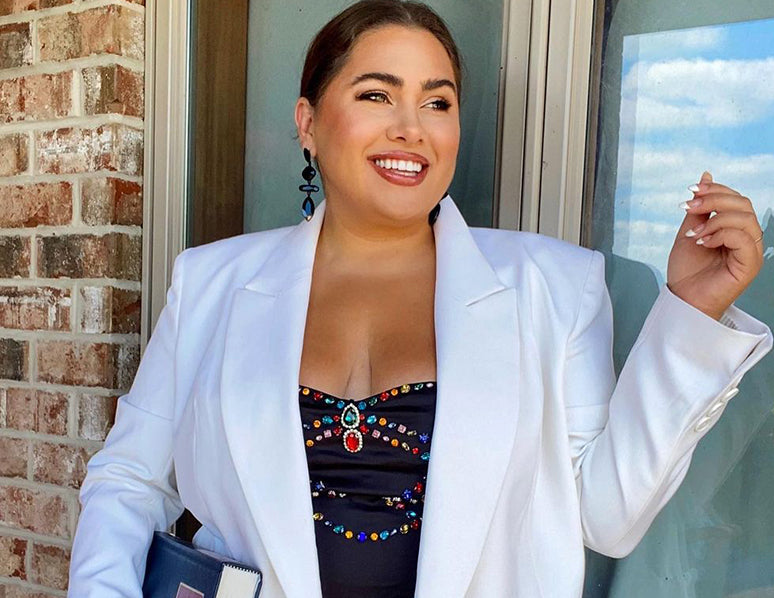 Curvy Bras - 👏👏👏 ​ @Emma.loney in @Glamorisebras.need we say more? ​  ​Shop her style here:   blue