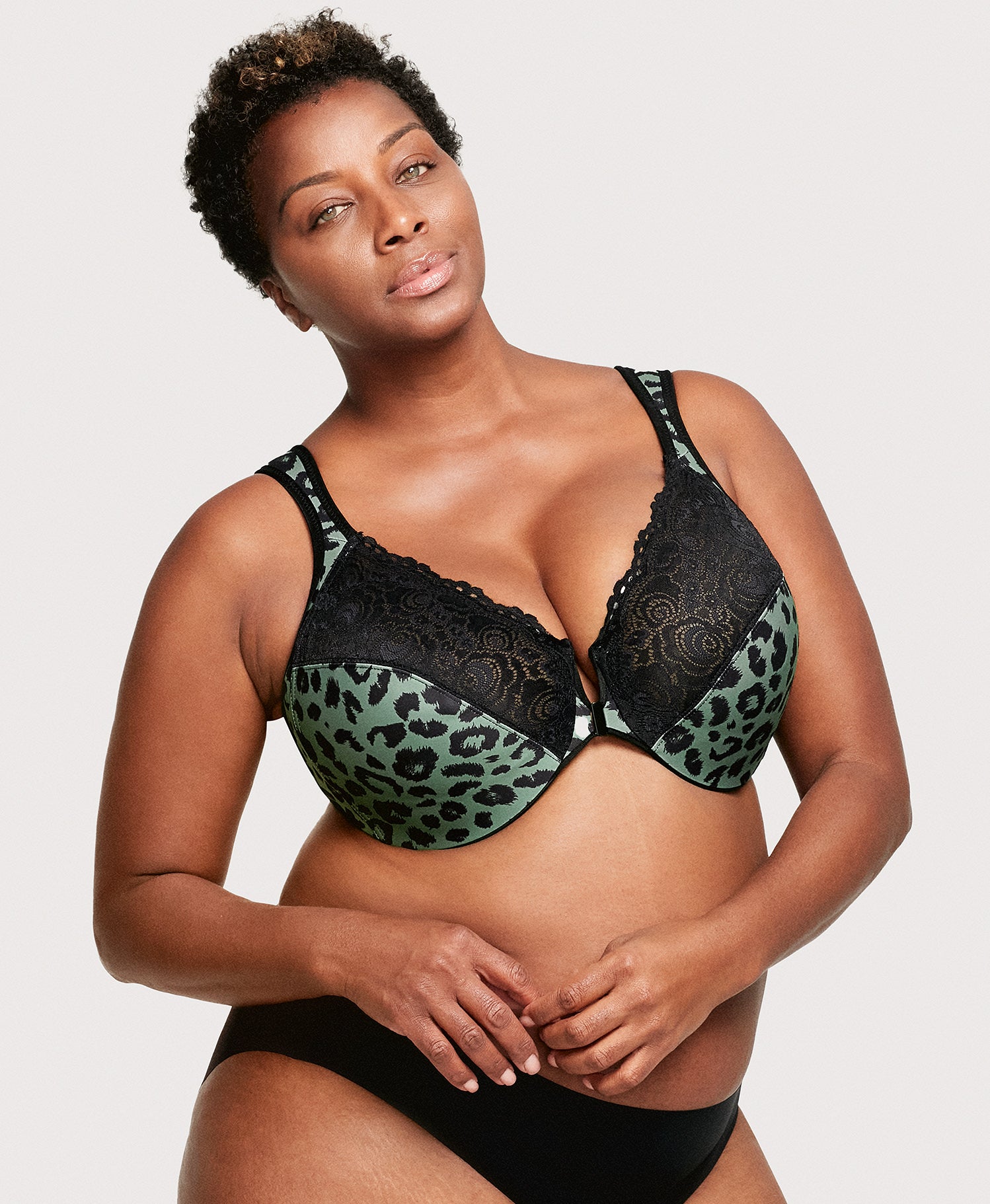 Glamorise: All Over Lace Front Opening Wonderwire Bra Cafe – DeBra's