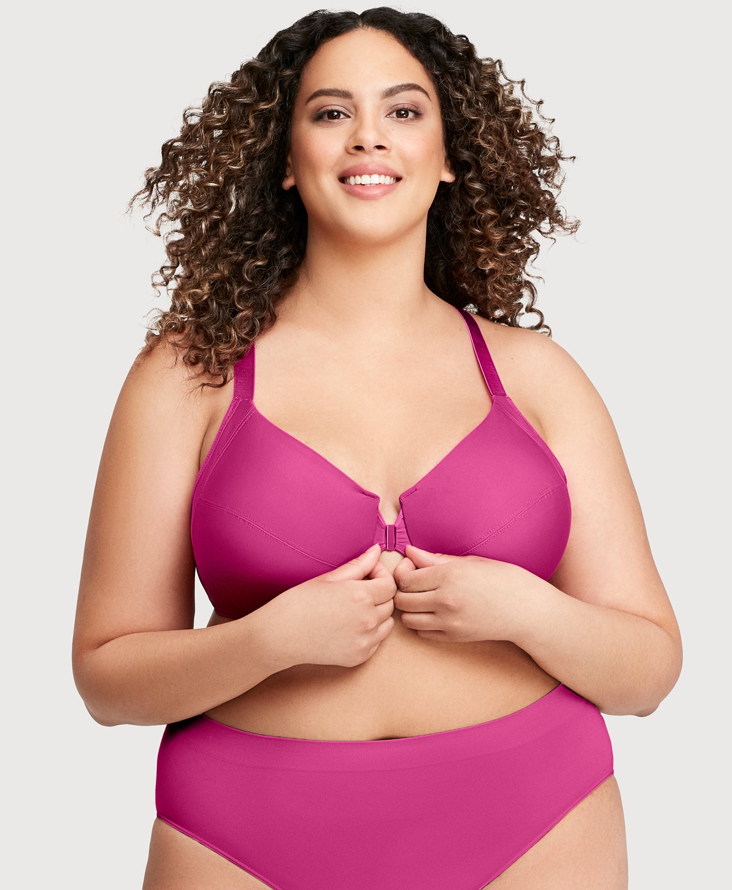 Front-Closure Smoothing WonderWire Bra Cappuccino